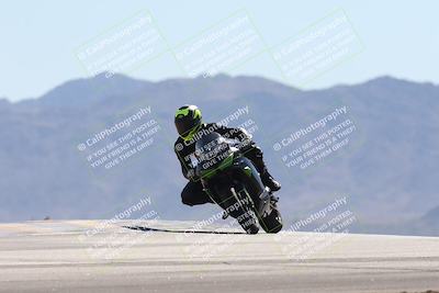 media/Oct-13-2025-Moto Forza (Mon) [[a66d839500]]/3-B Group/Session 4 (Turn 9)/